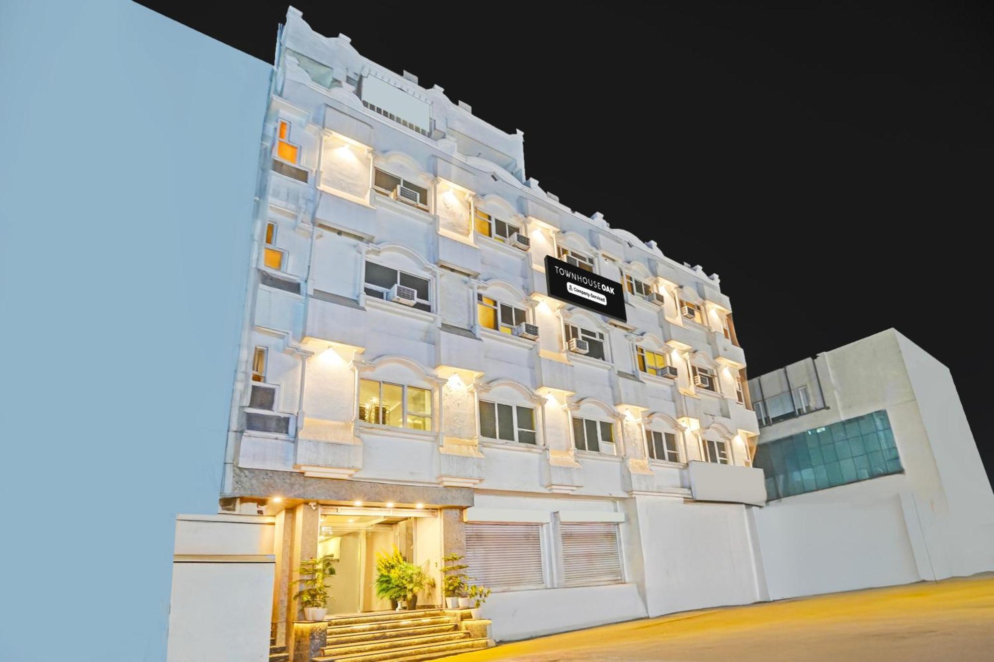Townhouse Oak Nirman Nagar Mansarovar Dźajpur Zewnętrze zdjęcie