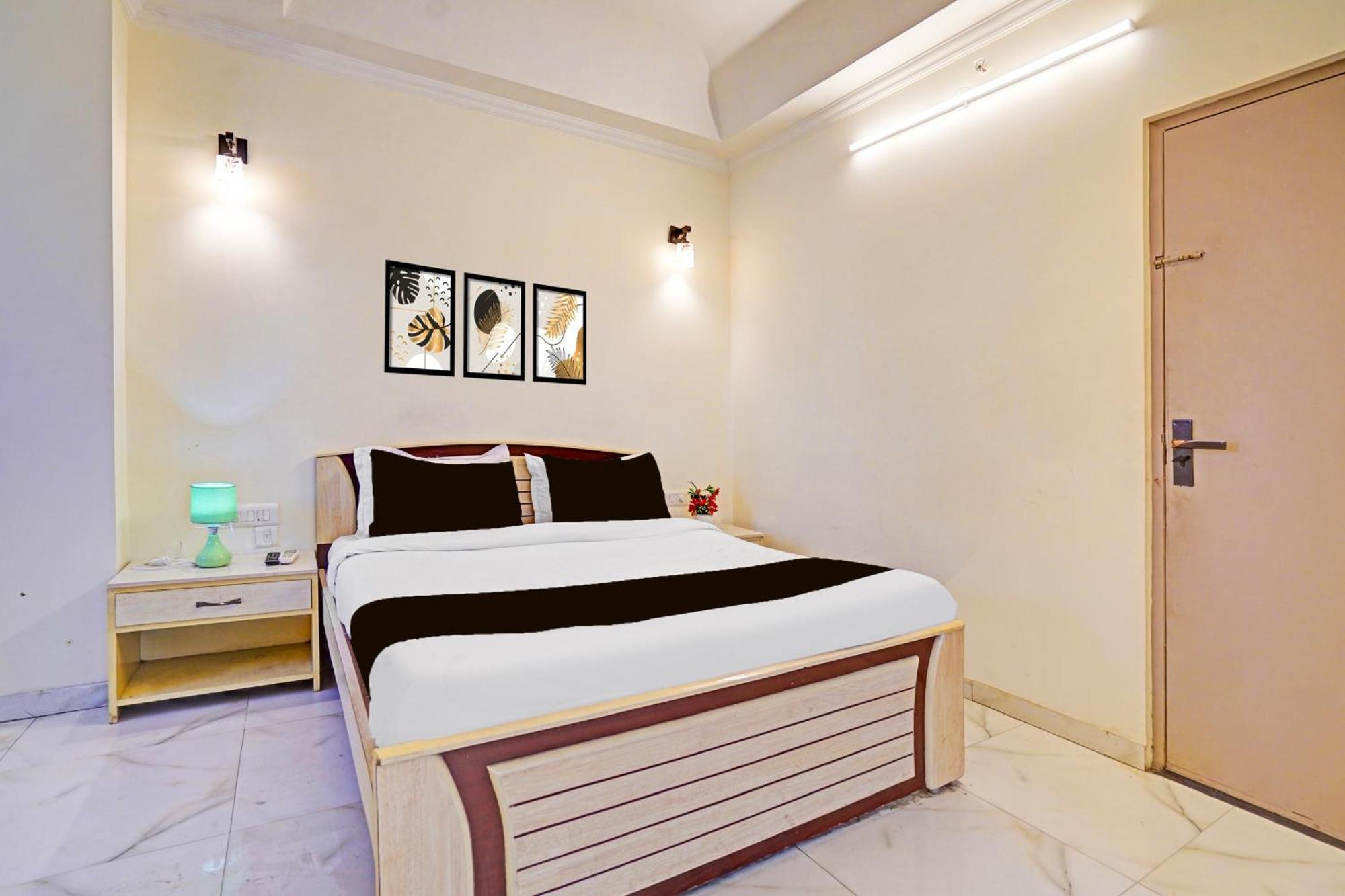 Townhouse Oak Nirman Nagar Mansarovar Dźajpur Zewnętrze zdjęcie